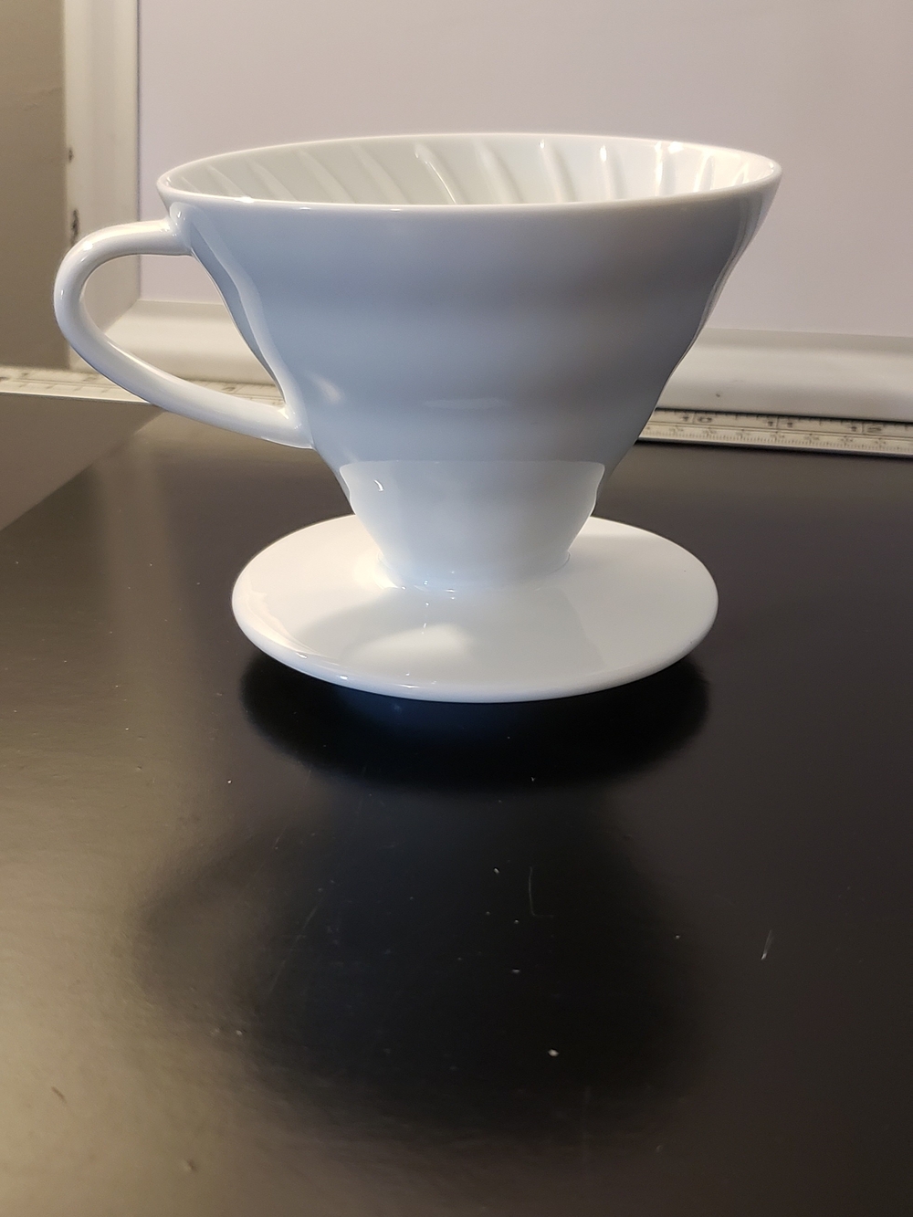 Farmhouse White Ceramic Pour-Over Coffee Dripper with Handle